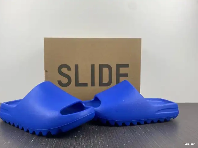 Azure Adidas Slide ID4133 Yeezy 0504